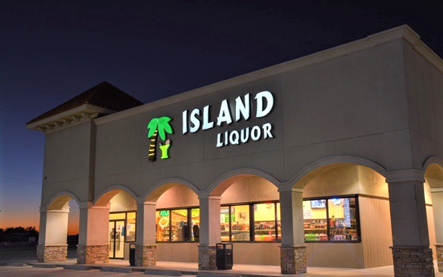 Island Liquor Crystal Beach storefront